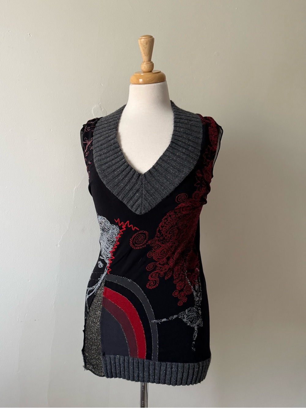 Desigual Graphic Knit Collar Sleeveless Tunic Top | Artsy Y2K Stretch Tank